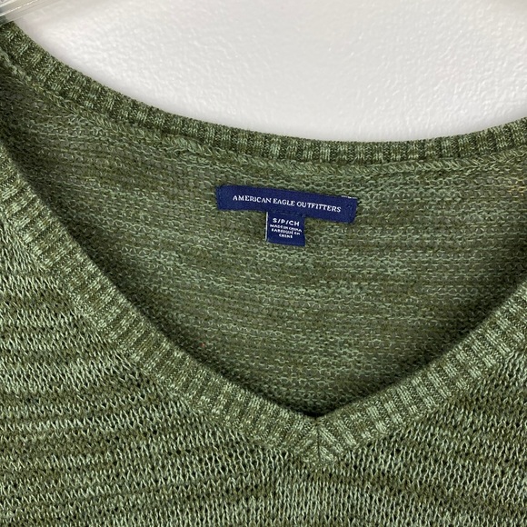 American Eagle V Neck Lightweight Sweater - Picture 3 of 5